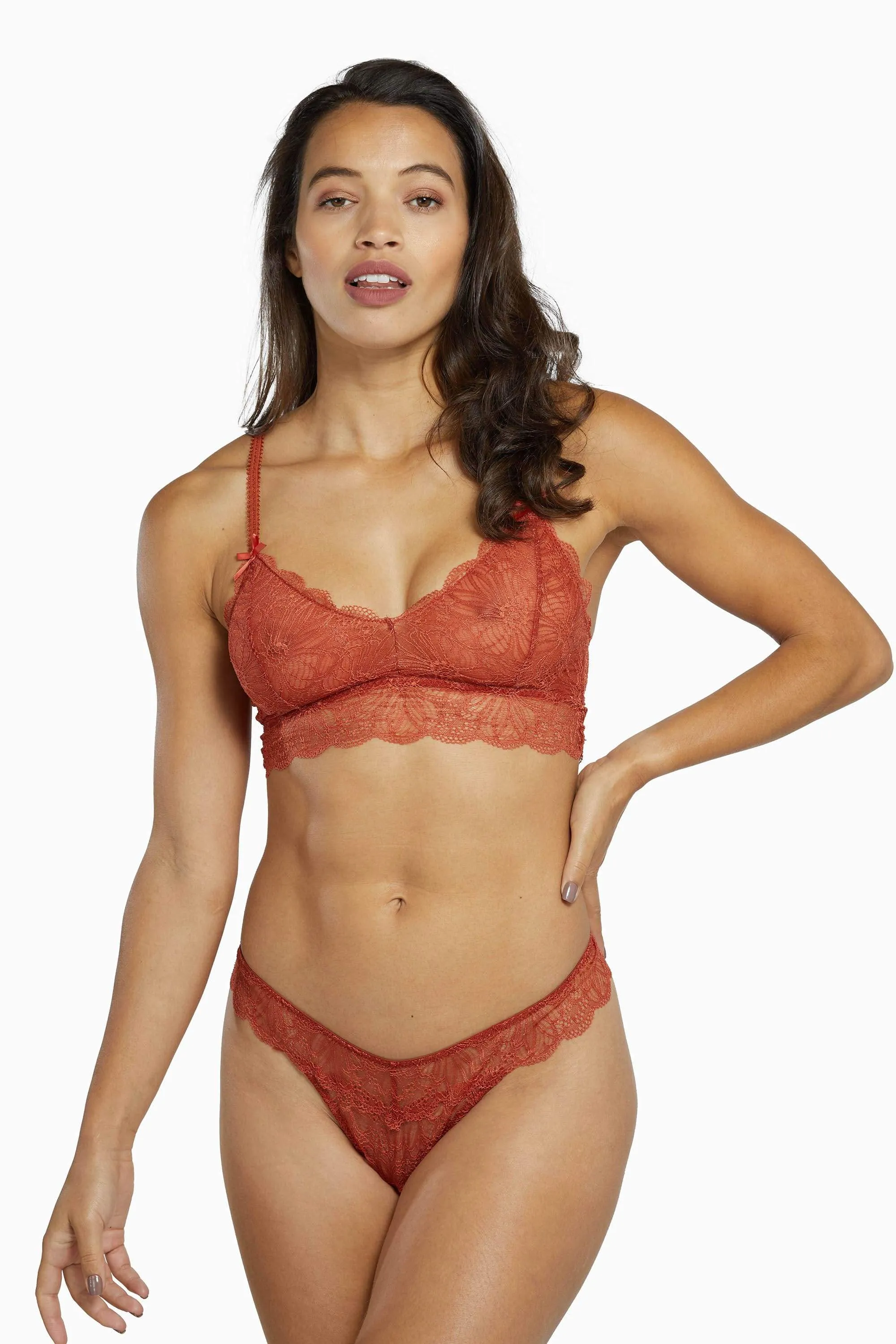 Ariana Everyday Lace Thong Intense Rust
